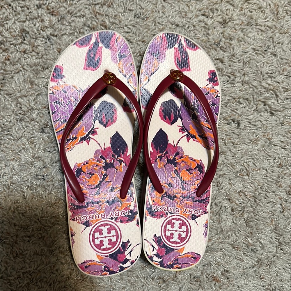 Tory Burch Thandi Flip Flop size 8